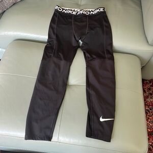 Black Nike pros legging